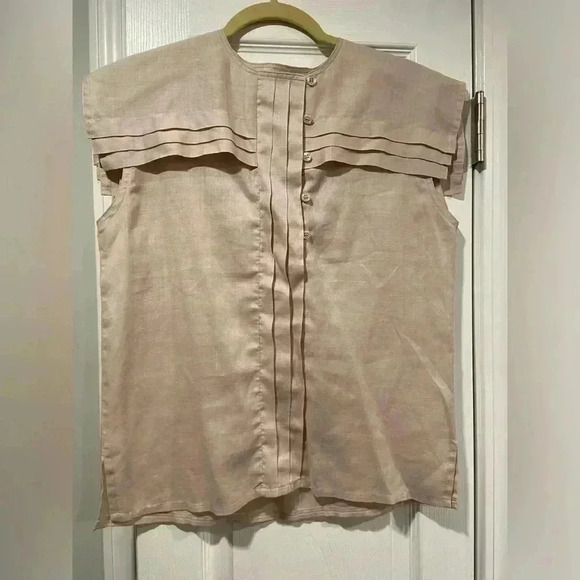 VTG Carry Back Cream Ramie Blend Pleated Bibbed Shoulder Quarter Button Size 8 - Picture 1 of 10